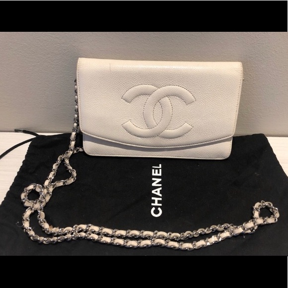 chanel cross body wallet
